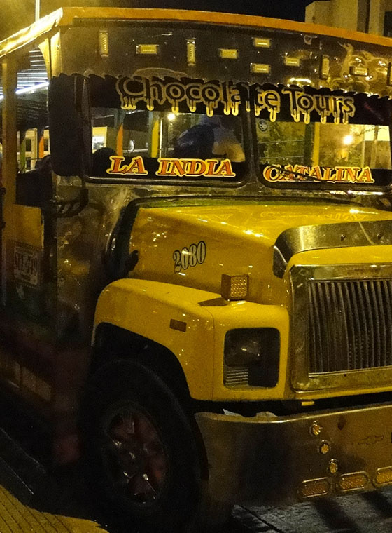 city-tour-en-chiva-tradicional