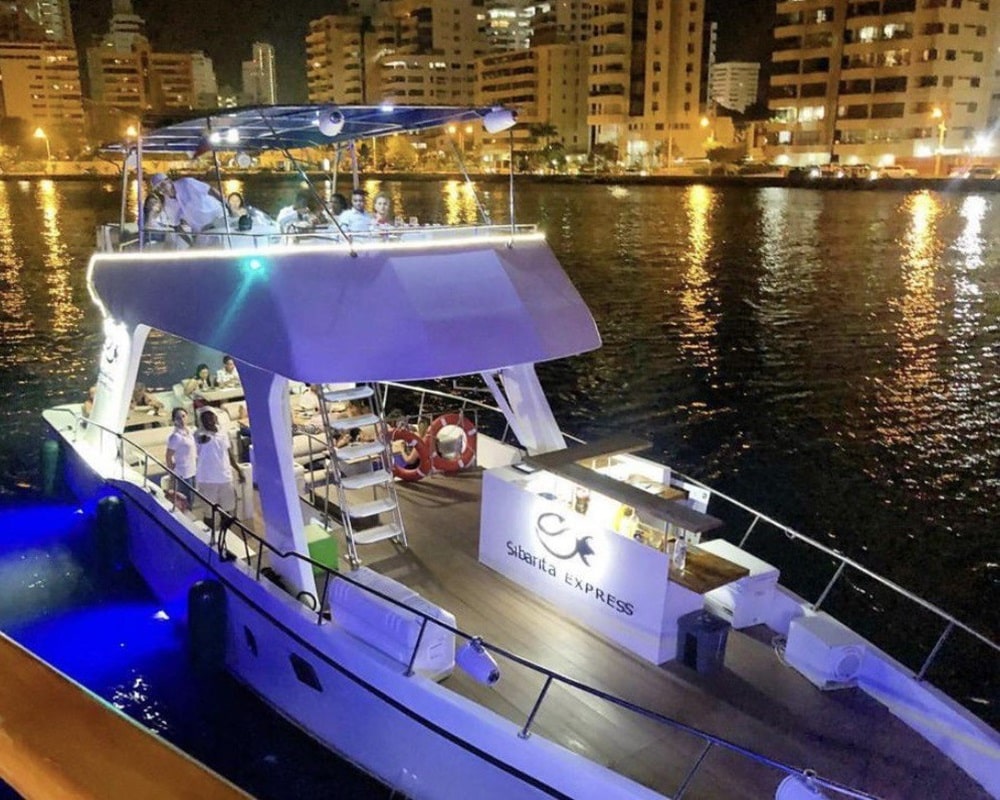 Cena en Yate - Imagen 4